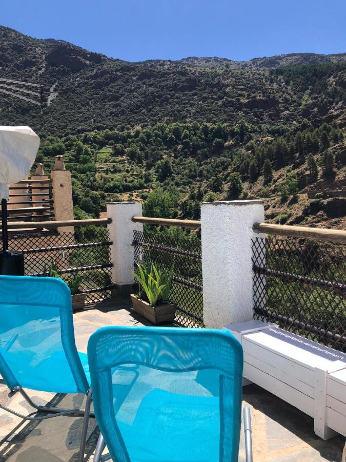 La Launa Apartamento Rural Trevelez Bagian luar foto