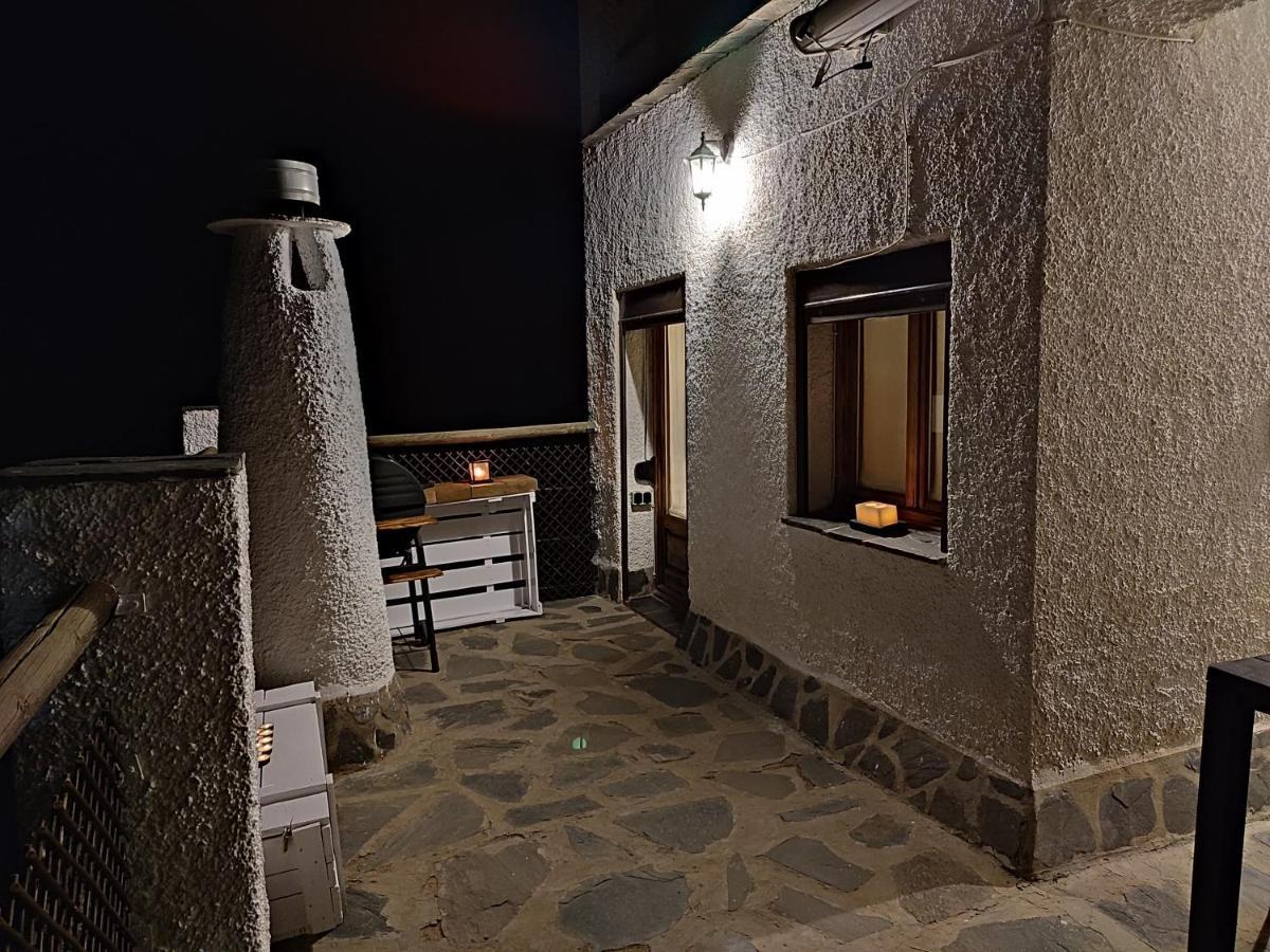 La Launa Apartamento Rural Trevelez Bagian luar foto